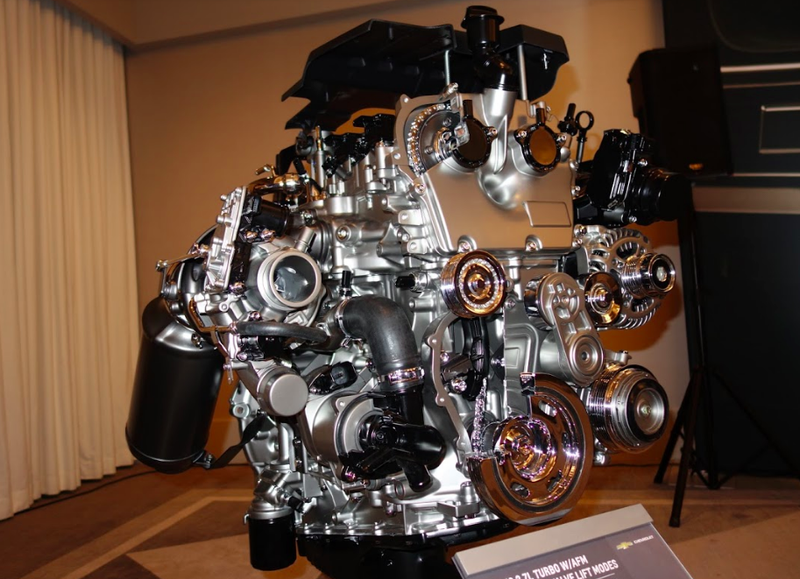 Illustration for article titled Here's a Close-Up Look at the 2019 Chevy Silverado's Four Cylinder Engine